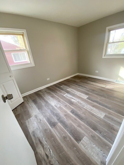 Building Photo - 201 E Rose St