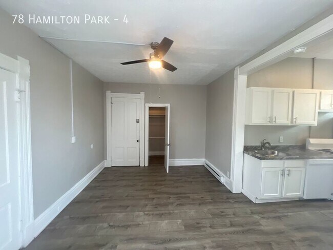 Building Photo - 78 Hamilton Park