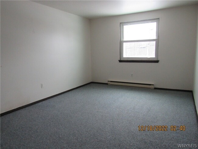 Building Photo - 837 Beach Rd