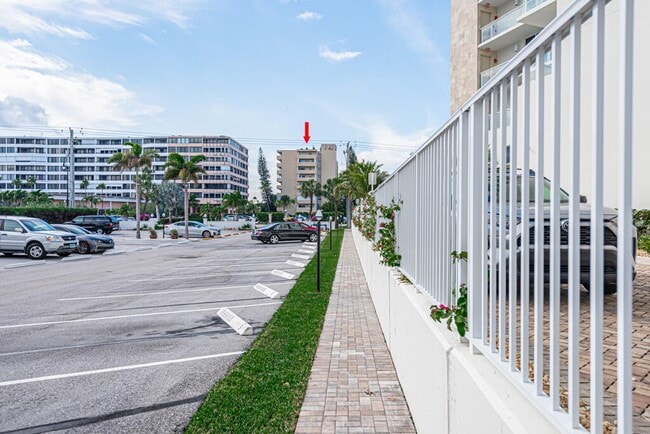 Building Photo - 3581 S Ocean Blvd