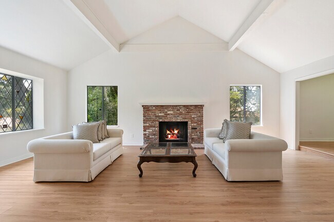 Building Photo - 3009 Nicada Dr