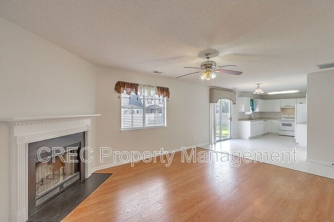 Building Photo - 1354 Pinyon Pine Dr