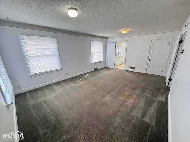 Building Photo - 1522 Browne Ave