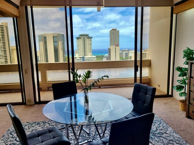 Living Room (right side) end-to-end view of Ala Wai! - 500 University Ave