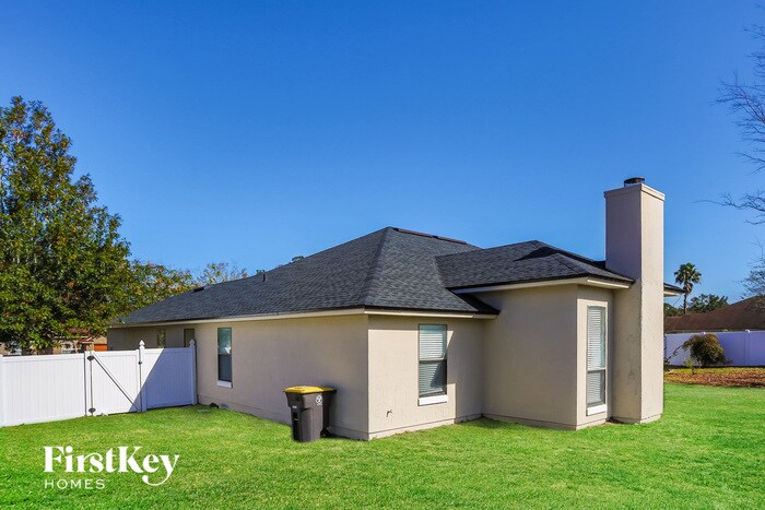 Building Photo - 5502 Bristol Bay Ln N