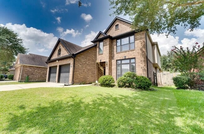 Primary Photo - 25806 Palmdale Estate Dr