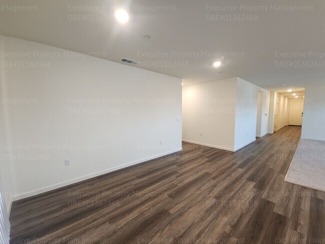 Building Photo - 8921 Kemi St