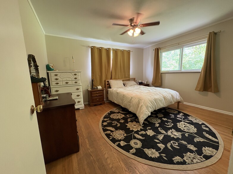 Master Bedroom 2 - 3716 Timber Cir