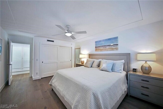 Building Photo - 9517 Gulf Shore Dr