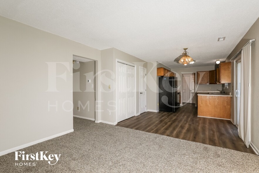 Building Photo - 8813 Brassport Cir