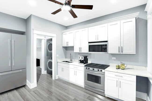 Building Photo - 5341 S Indiana Ave