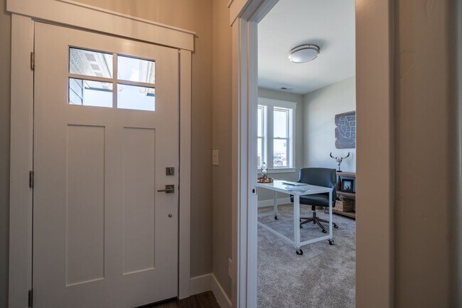 Building Photo - New home in Star Idaho's premier walking community!