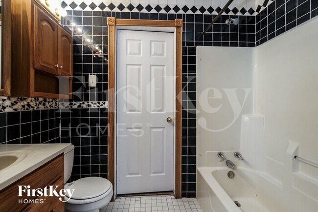 Building Photo - 6117 Epperson Dr