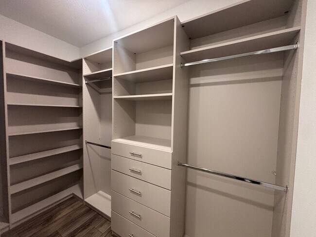 Building Photo - The best of the best in On Top of The World