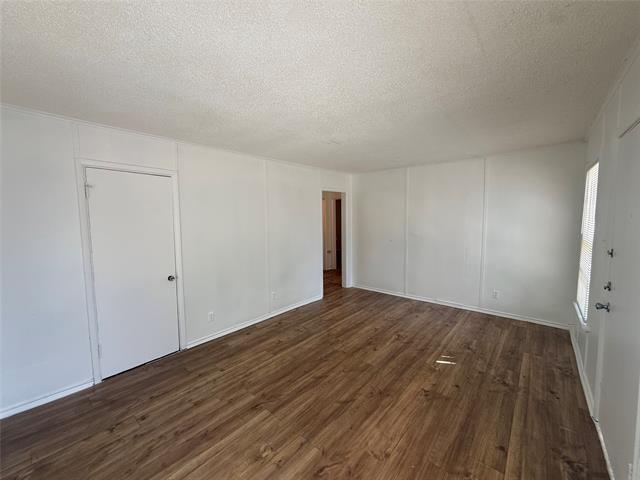 Building Photo - 4914 Donnelly Ave