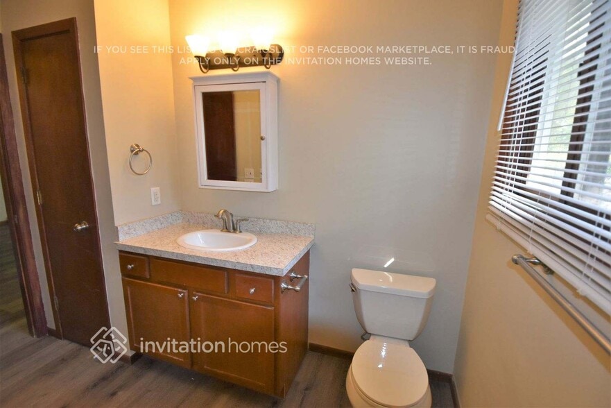 Building Photo - 2948 France Ave N