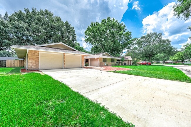 Building Photo - 1610 Richvale Ln