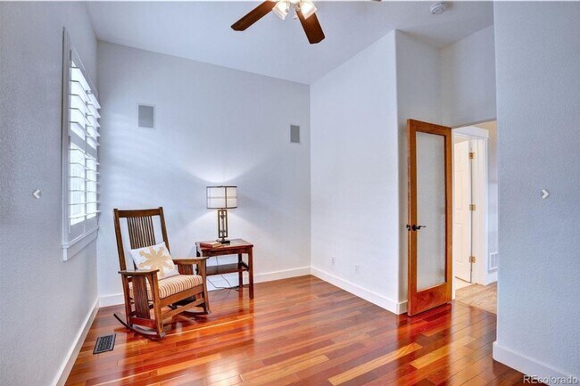 Building Photo - Elegant 4-Bedroom, 3 bathroom Home with Fi...