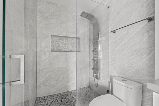 Building Photo - 3783 Carambola Cir N