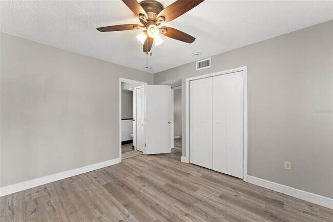 Building Photo - 6021 Windhover Dr