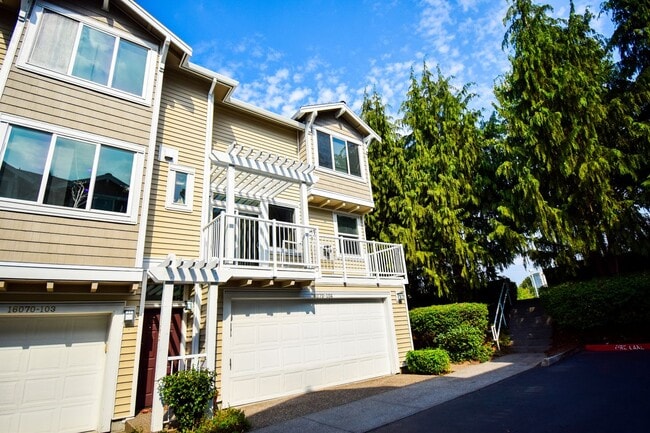 Building Photo - Astounding Condo  End Unit, Garage include...