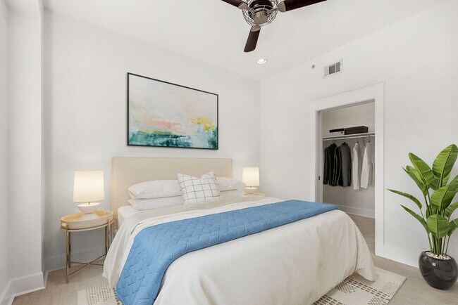 Building Photo - 531 S Gay St