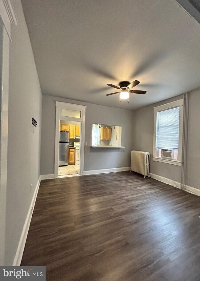 Building Photo - 3819 Woodlea Ave