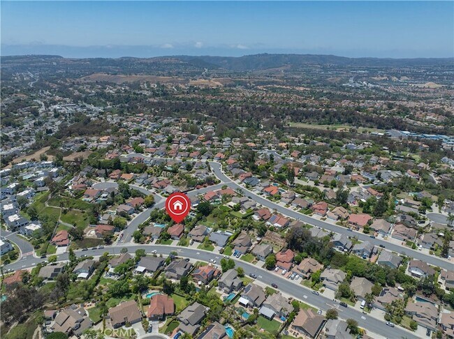 Building Photo - 28501 El Sur