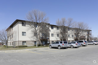 Building Photo - Prairie Park