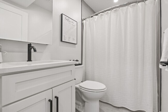 Building Photo - 74 Tremont St