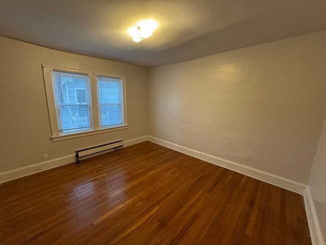 Building Photo - 12611 Franklin Blvd