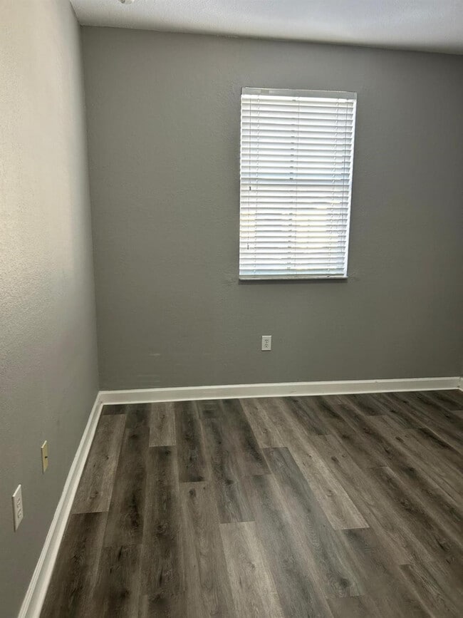 Building Photo - 11486 NW 77th St