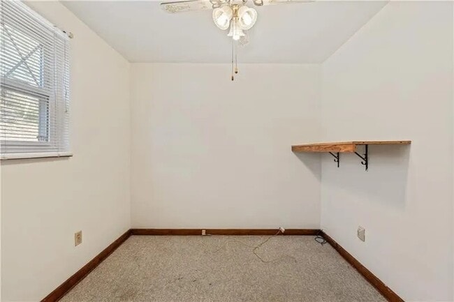 Building Photo - 149 Fairfax Rd