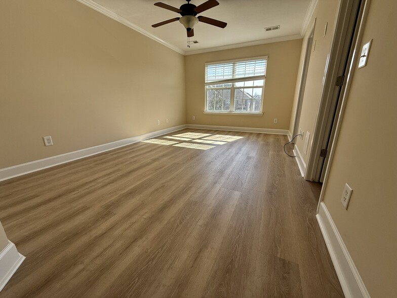 Main Bedroom - 8236 Lenox Creekside Dr