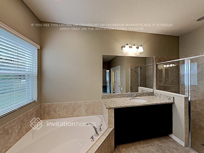 Building Photo - 835 Celebration Lane