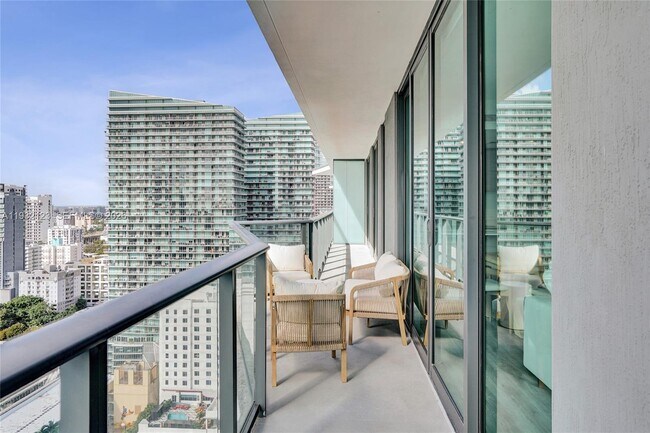 Building Photo - 1300 S Miami Ave