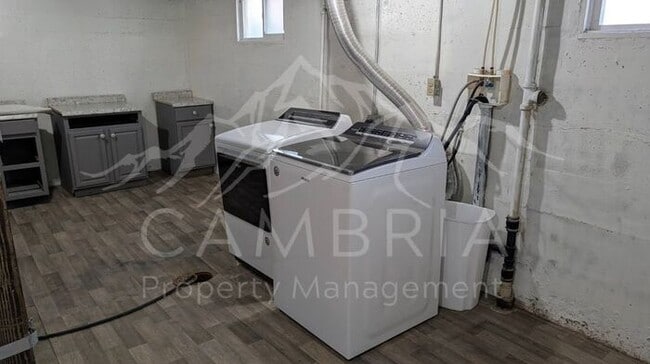 Building Photo - Charming 3BD Home in Murray