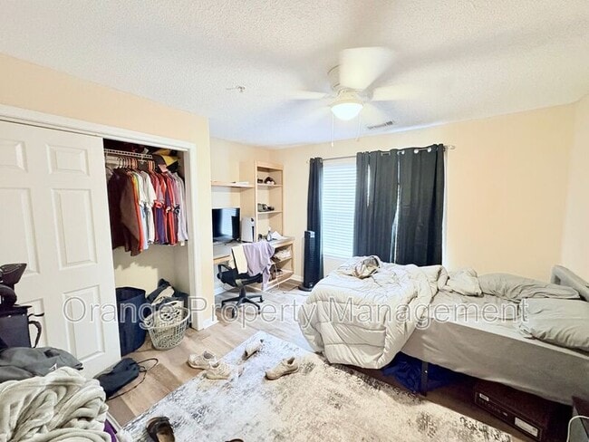 Building Photo - 1621 Harts Ridge Dr