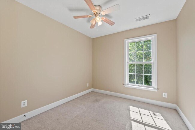 Building Photo - 14873 Potomac Branch Dr