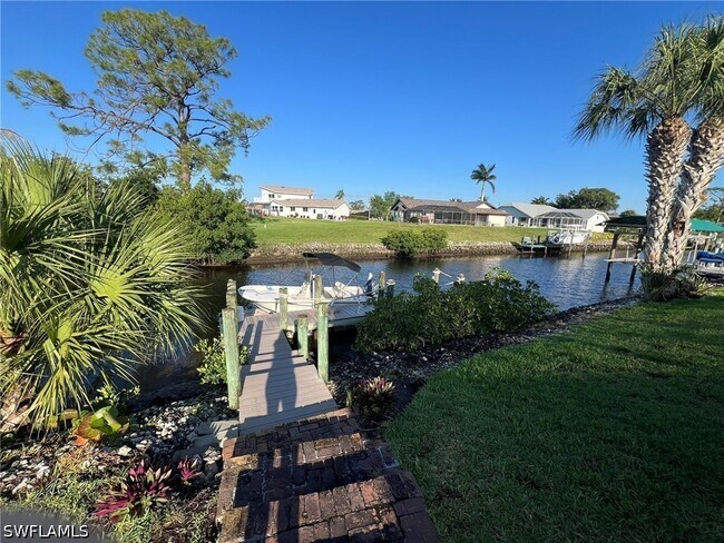 Building Photo - 20680 Park Pl