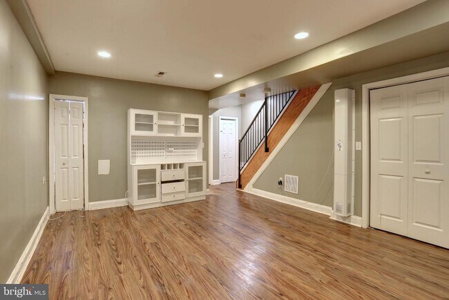 Building Photo - 3706 Harlem Ave