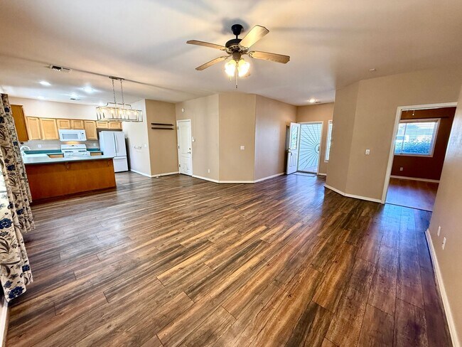 Building Photo - Corner Lot Legacy Ranch Home | 2 Bed + Office/Den | Walk to Walleck Ranch Park!