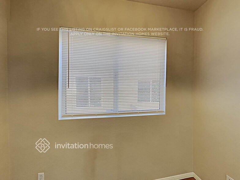 Building Photo - 9912 Via Delores Ave