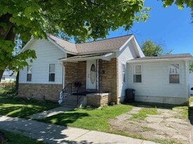 Building Photo - 321 N West Ave