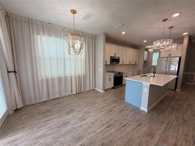 Building Photo - 11153 Green Citron Aly