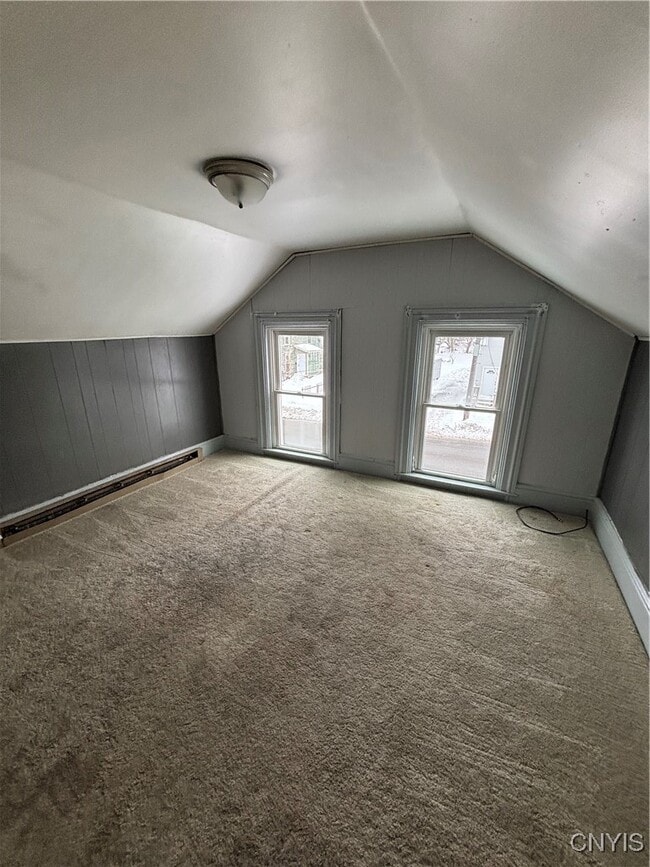 Building Photo - 245 N Rutland St