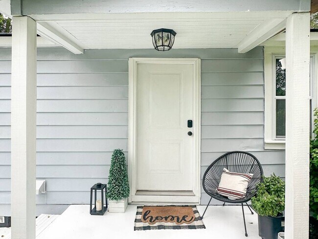 Building Photo - 3 Bedroom Single Family Home in Hanahan