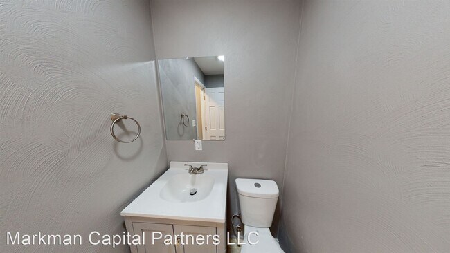 Building Photo - 2 br, 1.5 bath House - 36 Madison Avenue