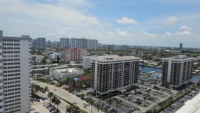 Building Photo - 1980 S Ocean Dr