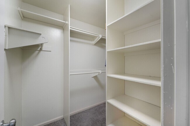 Building Photo - 7135 Firmament Ave